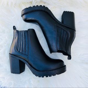 🖤 Black Booties 🖤